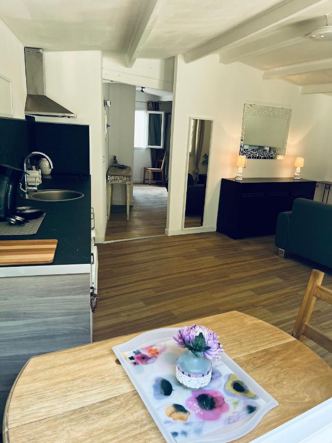 Au Charme Provencal Villa Allauch Bagian luar foto